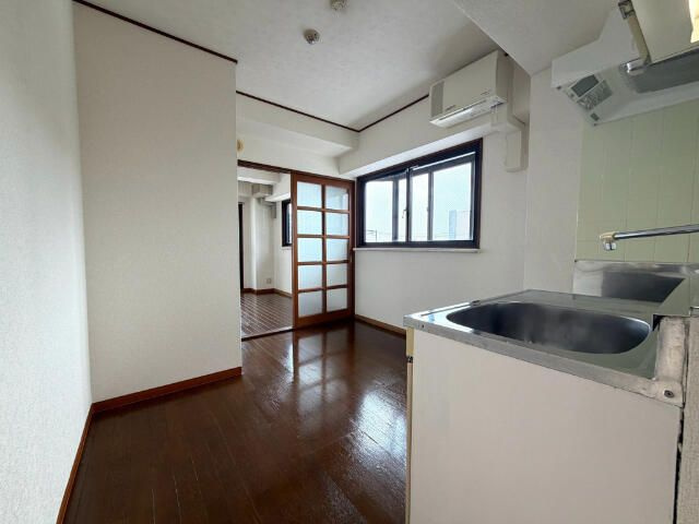 大和市大和南２丁目の賃貸マンションの内装