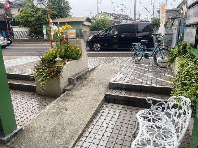 東大和市中央４丁目の店舗事務所|スロープ