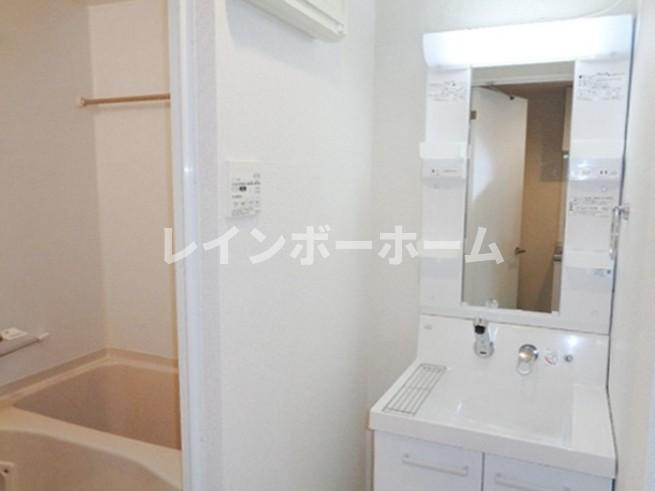 b'CASA隅田桜橋の独立洗面台