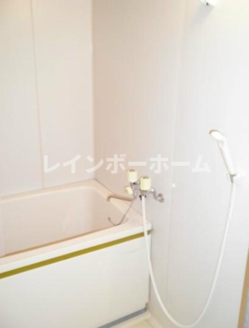 エスポワール横山【仲介手数料：50％OFF】対象物件！の浴室|日々の疲れを癒すお風呂付です
