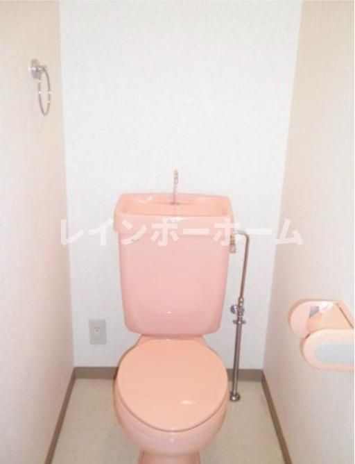 エスポワール横山【仲介手数料：50％OFF】対象物件！のトイレ|ゆったりとした空間のトイレです