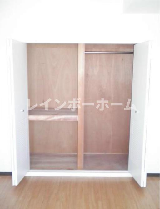 エスポワール横山【仲介手数料：50％OFF】対象物件！の収納|収納豊富です