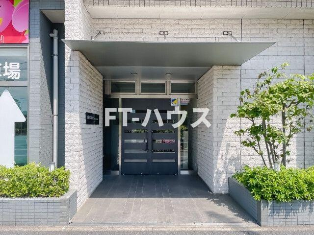 レジディア船橋Ⅰ・Ⅱのエントランス