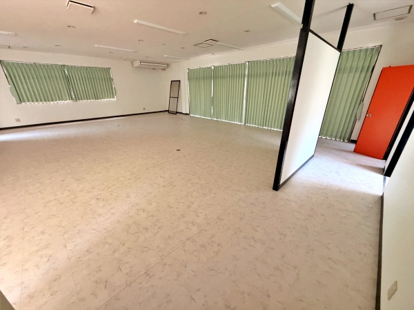 外山様貸店舗の内装