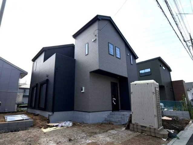 横浜市瀬谷区阿久和東２丁目 新築戸建て【仲介手数料無料】カースペース3台