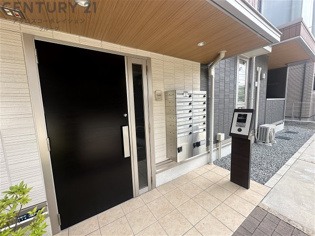D-room南塚口のエントランス