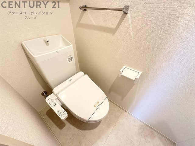 温水洗浄便座機能付き♪