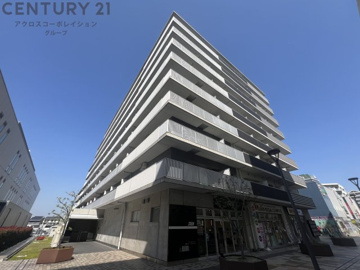 エレベーター付きで高層階でも楽々♪
