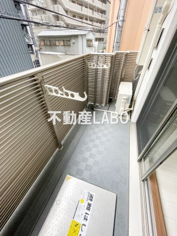 アール大阪グランデのバルコニー