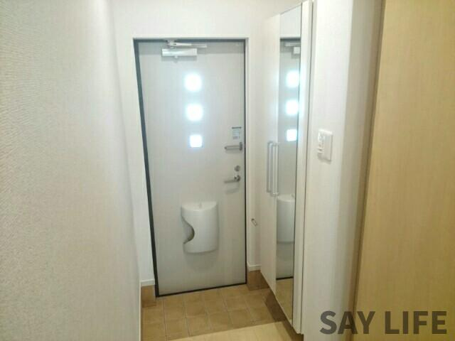 丸信ハウスⅡの玄関