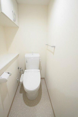 【トイレ】 | Garden Villa | ゆったりとした空間のトイレです