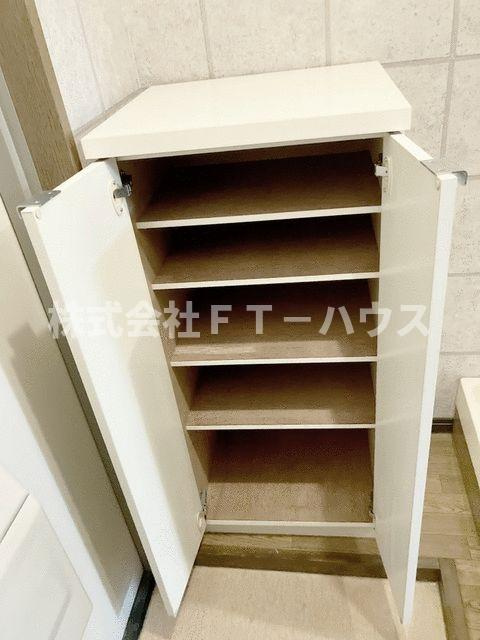 メゾン　オータムヴァリィの玄関