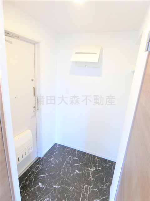 ダイヤハイツ大森の玄関