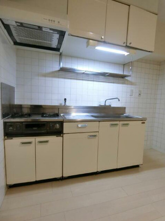 中銀新橋マンシオンのキッチン|お料理しやすいキッチンです