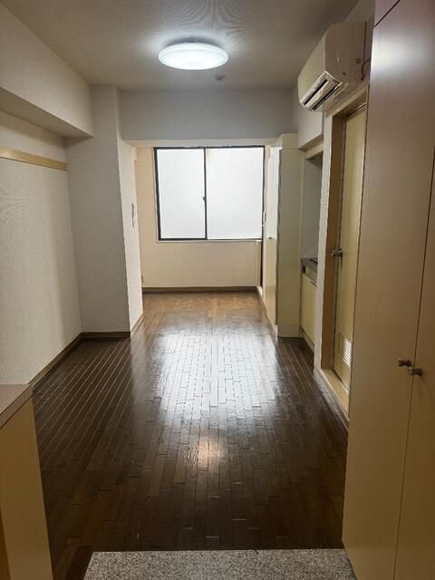 ＨＭビルの居間・リビング
