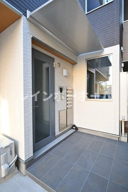 ルミエール朝霞台のエントランス