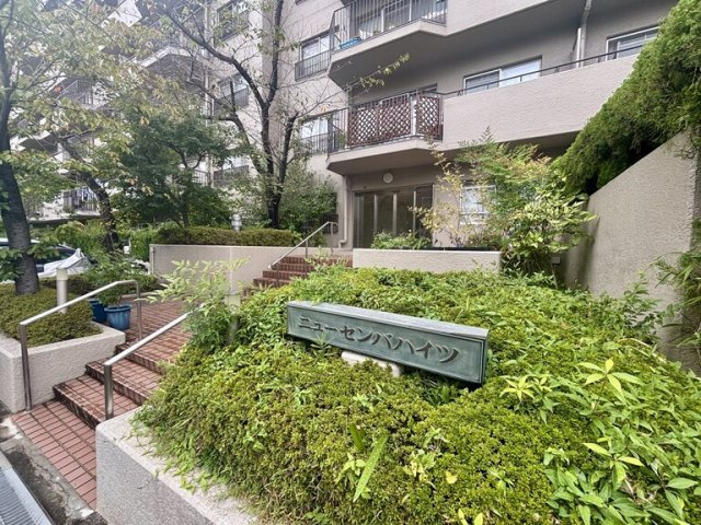 OTCニューセンバハイツの玄関|落ち着いた玄関です