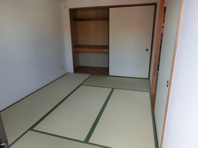 ステラ北梅田の和室