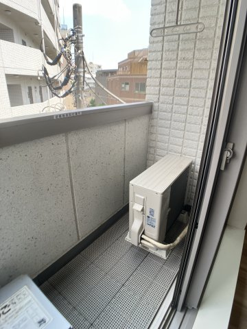 【バルコニー】 | モン メゾン | ※別部屋参考写真