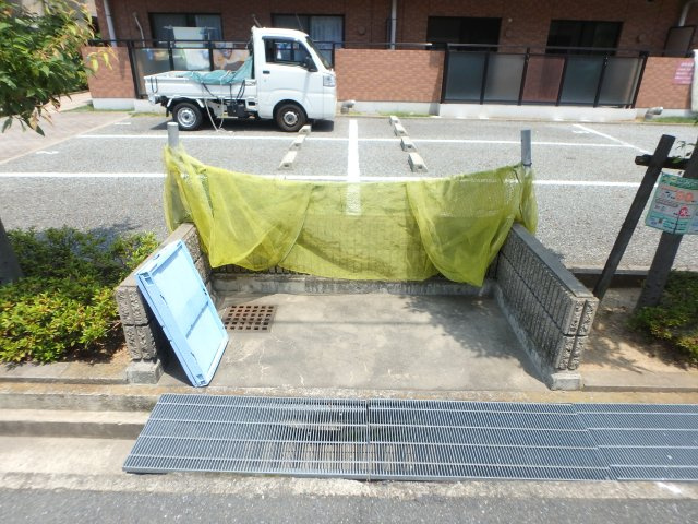 【その他共用部分】 | グランドール | ゴミステーションです