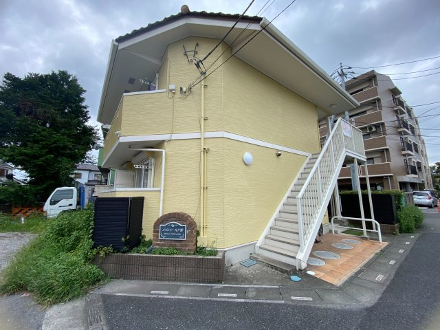 川口市大字安行藤八のアパート