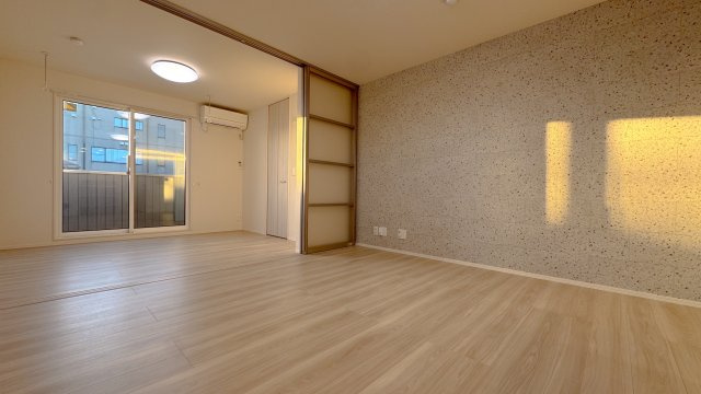 D-Crinum 本田町の居間・リビング|※同タイプ別部屋となります。