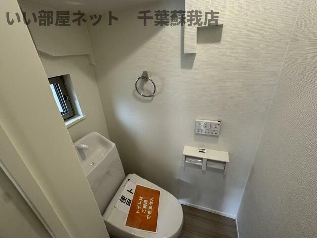 リナージュＬ　市原市若宮１丁目０１期　２号棟のトイレ