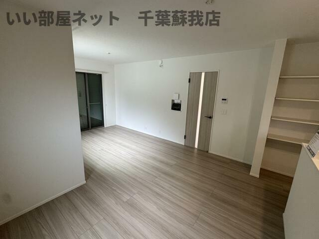 リナージュＬ　市原市若宮１丁目０１期　２号棟の洋室