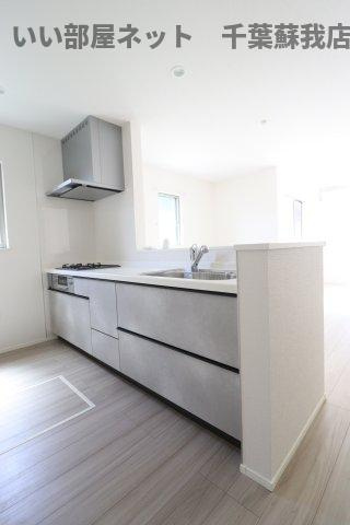リナージュＬ　市原市若宮１丁目０１期　２号棟のキッチン|お料理しやすいキッチンです