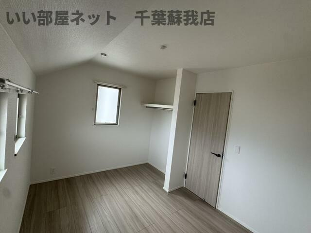 リナージュＬ　市原市若宮１丁目０１期　２号棟の洋室