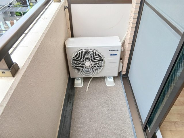 【バルコニー】