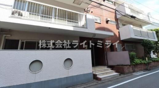 シャトー瑠璃のロビー