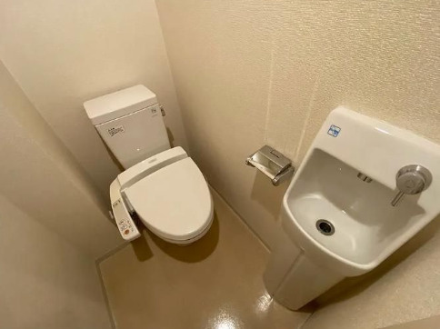 メルヴェーユ日本橋浜町のトイレ|ゆったりとした空間のトイレです