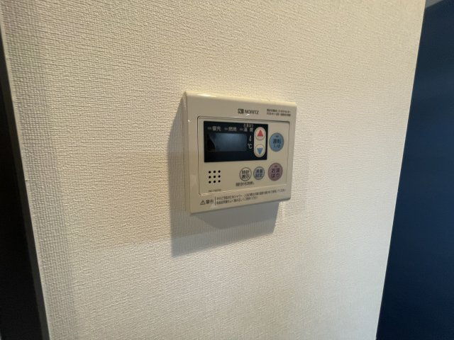 神戸市北区藤原台北町７丁目のアパートの浴室
