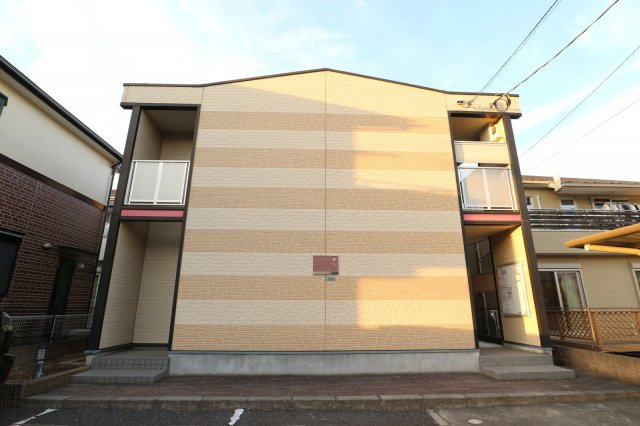 レオパレスALFの外観