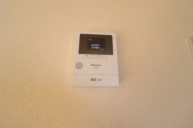 クレスト藤ヶ丘 Ｂの設備|カラーモニター付インターホン（録画機能付）