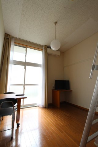 【居間・リビング】 | レオパレスガーデン | 青森　三沢　家具　家電　社宅　マンスリー