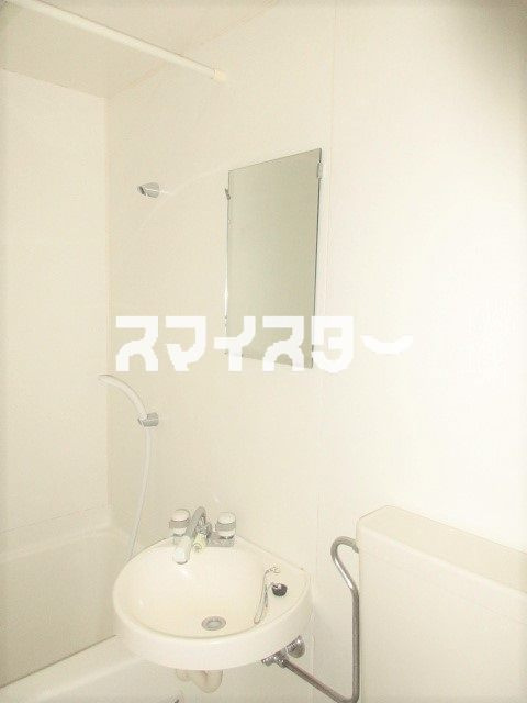 錦町ビルの洗面所