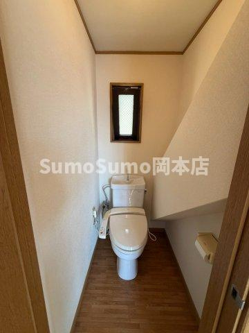 神戸市東灘区岡本２丁目の賃貸マンションのトイレ|トイレです