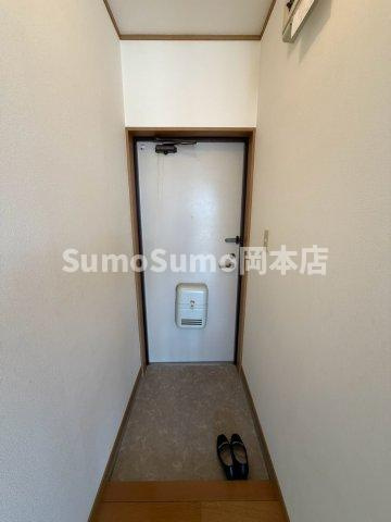 神戸市東灘区岡本２丁目の賃貸マンションの玄関|玄関です