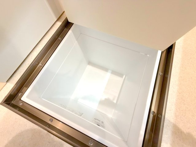 レジデンス西荻南の収納|★床下収納★