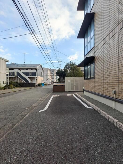 【駐車場】 | ヴィクトワール