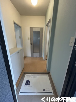 【玄関】 | ヴィオラ片山 C棟 | シンプルで使いやすい玄関です