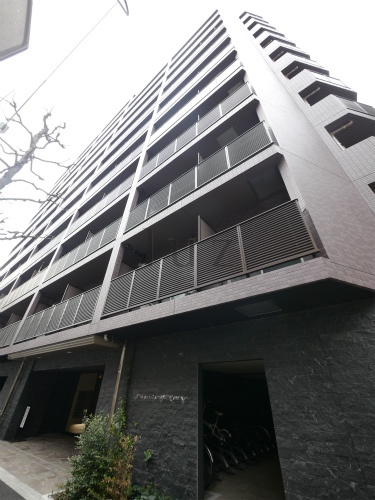 フェニックス新横濱クアトロの外観