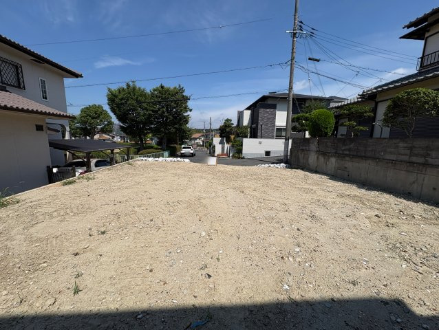 【前面道路含む現地写真】の画像