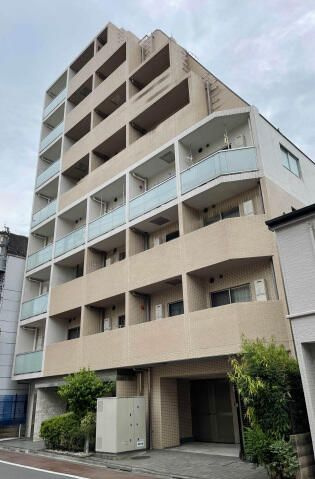 スカイコートパレス西巣鴨の外観