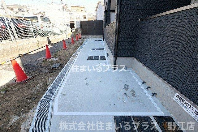 ＡＬＥＧＲＩＡ鶴見区今津の駐車場