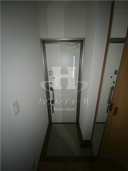 【玄関】 | Casa　Bianca | 収納もある玄関です