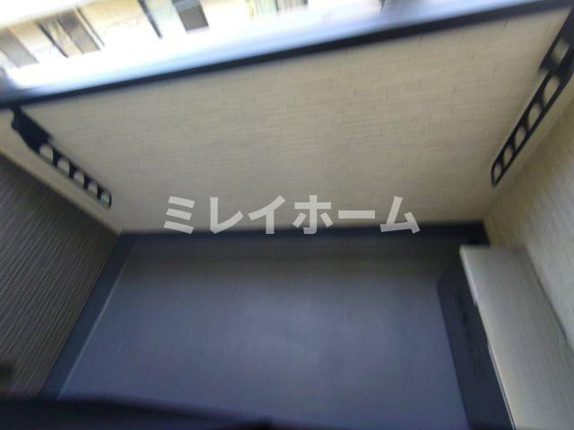 Valle Feliz雑色のバルコニー