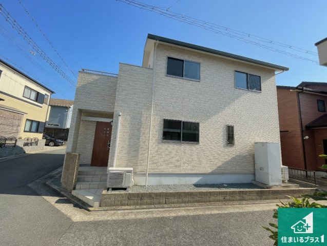 加古川市野口町水足　中古一戸建ての外観|周辺は落ち着いた街並みの住宅地！子育てがしやすい住環境です！